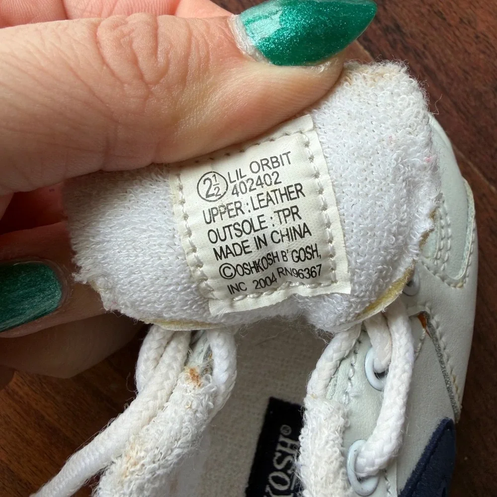 OshKosh Bgosh Lil Orbit White Navy Leather Sneakers Infant Size 2.5 402402 2004‎